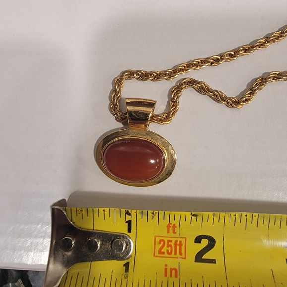 Vintage Signed Roman, Cornelian stone Oval Pendant, Gold Tone. - Picture 10 of 14